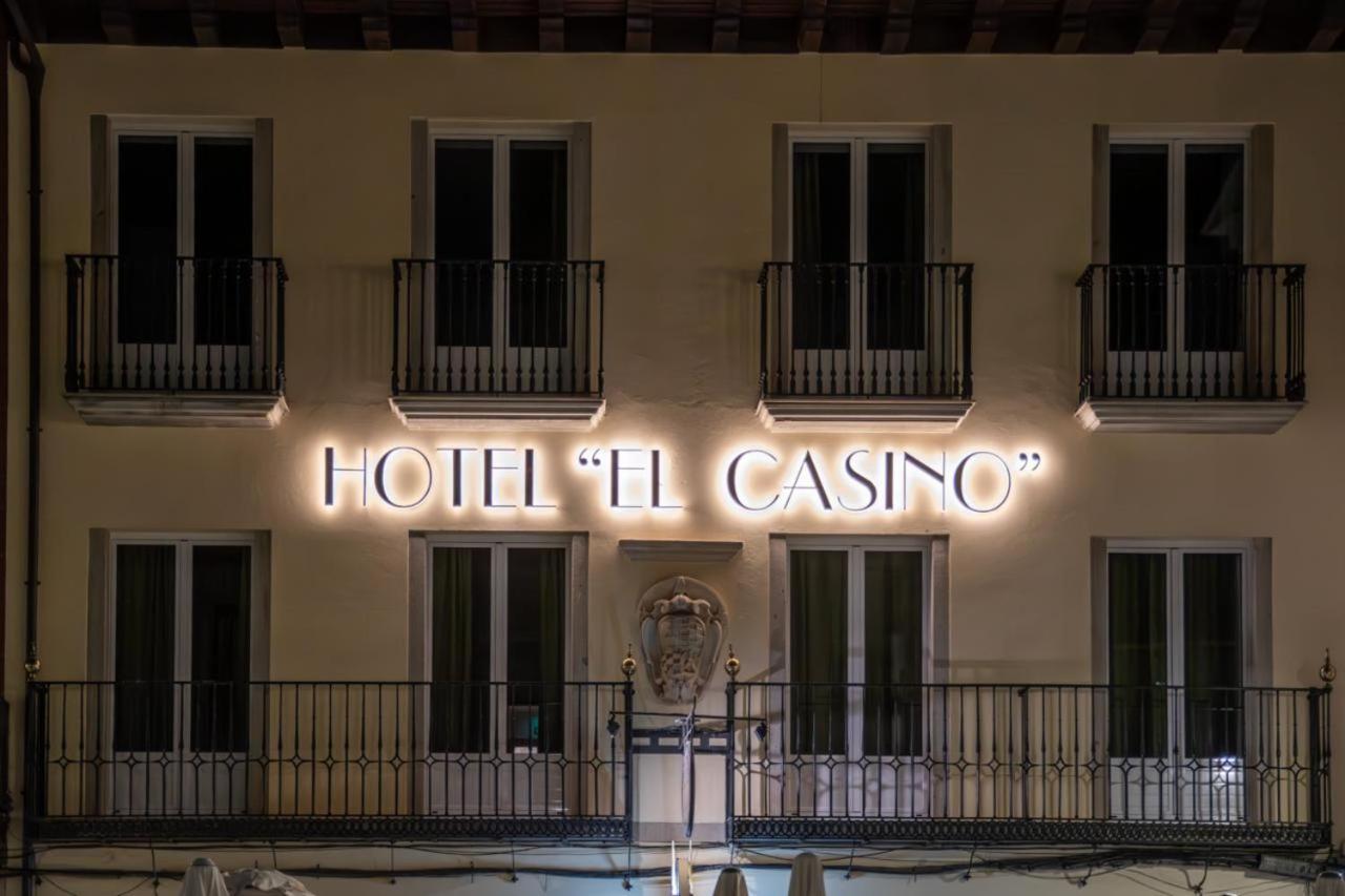 Hotel & Restaurante El Casino Villafranca Del Bierzo Exterior photo