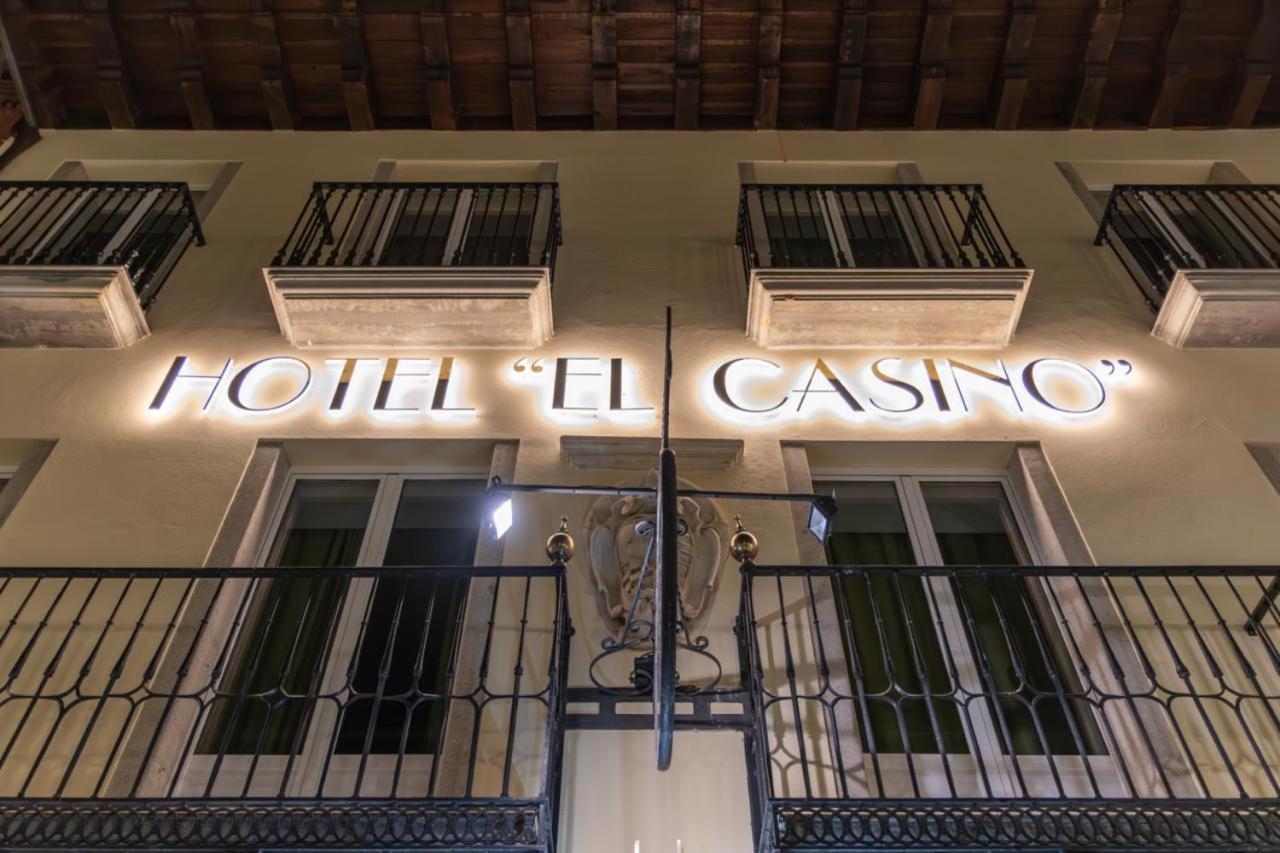 Hotel & Restaurante El Casino Villafranca Del Bierzo Exterior photo